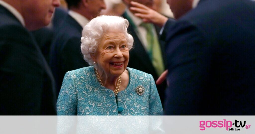 Βασίλισσα Ελισάβετ: Σάλος με τη φωτογραφία της να οδηγεί. ‘Ολοι μιλούν για σωσία!